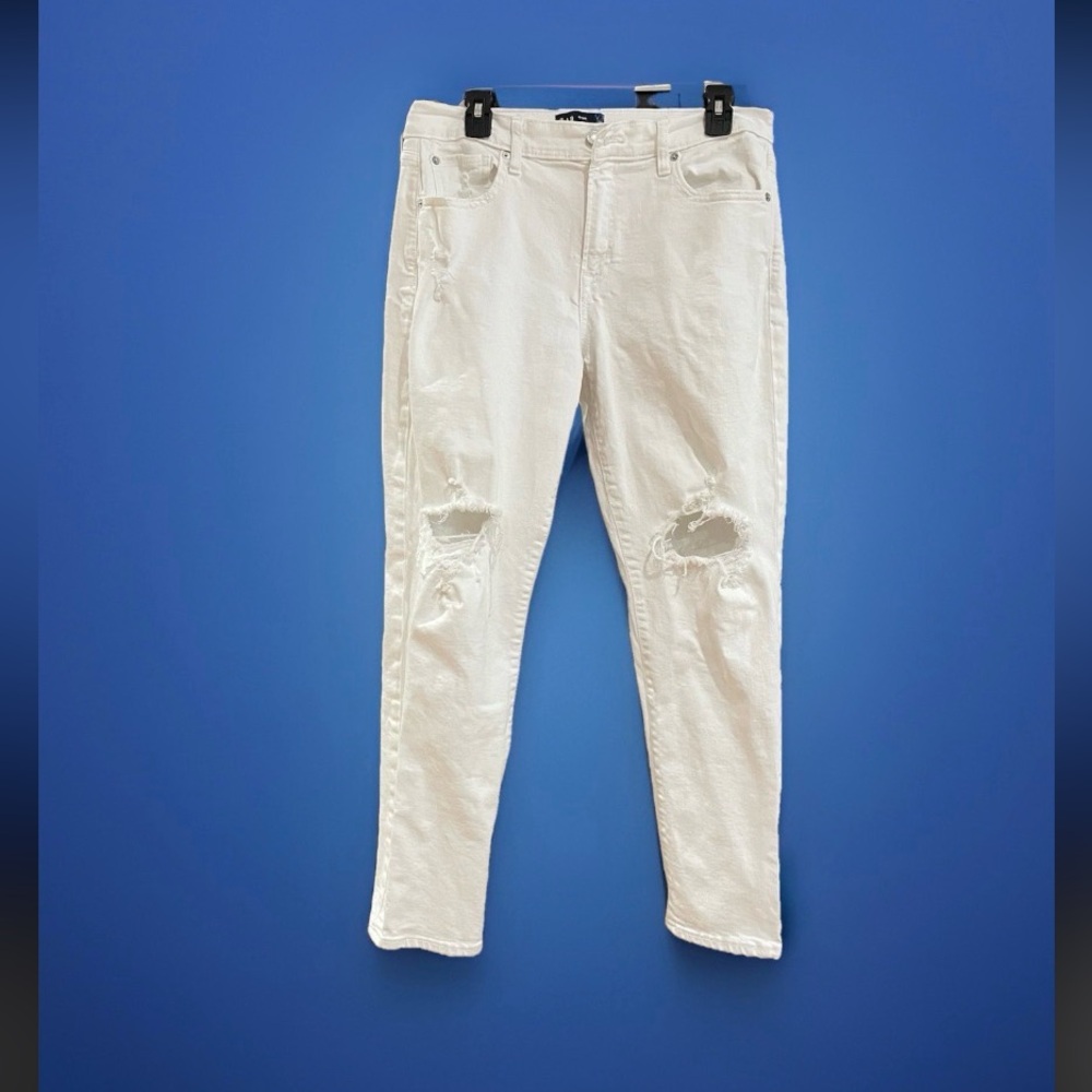 GAP Denim White Distressed Girlfriend Stretch Jeans Optic White, Size 10/30R